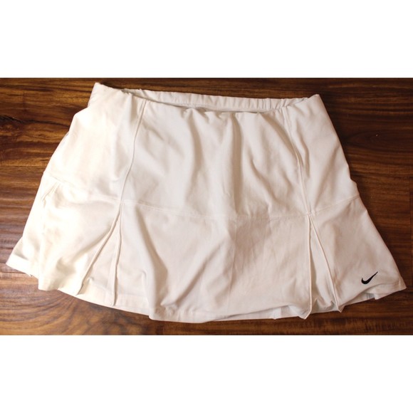 Nike Dresses & Skirts - Nike White Pleated Tennis Skirt Skort Size L